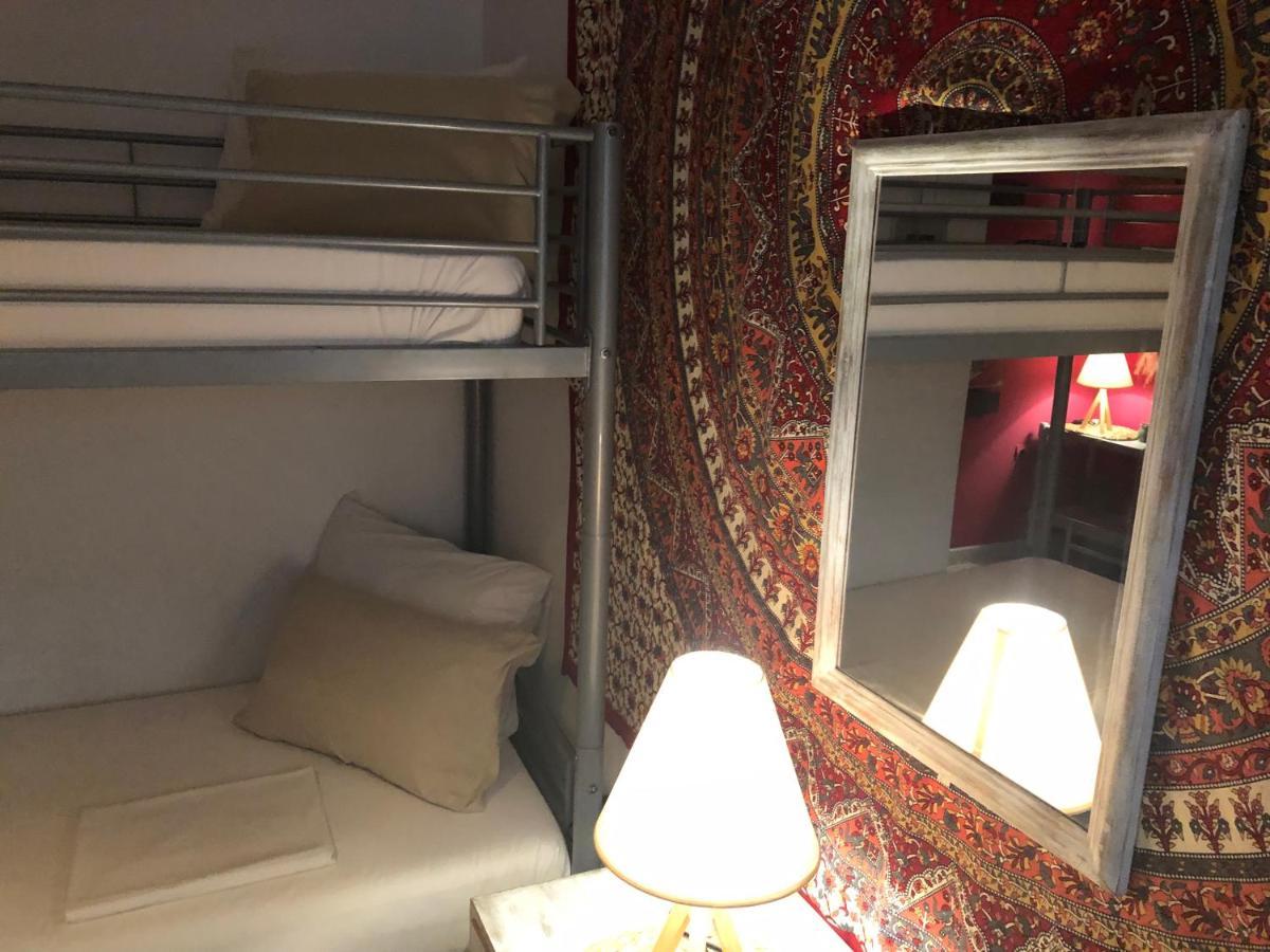 Rhodes Backpackers Boutique Hostel And Apartments Rhodes City Exterior foto