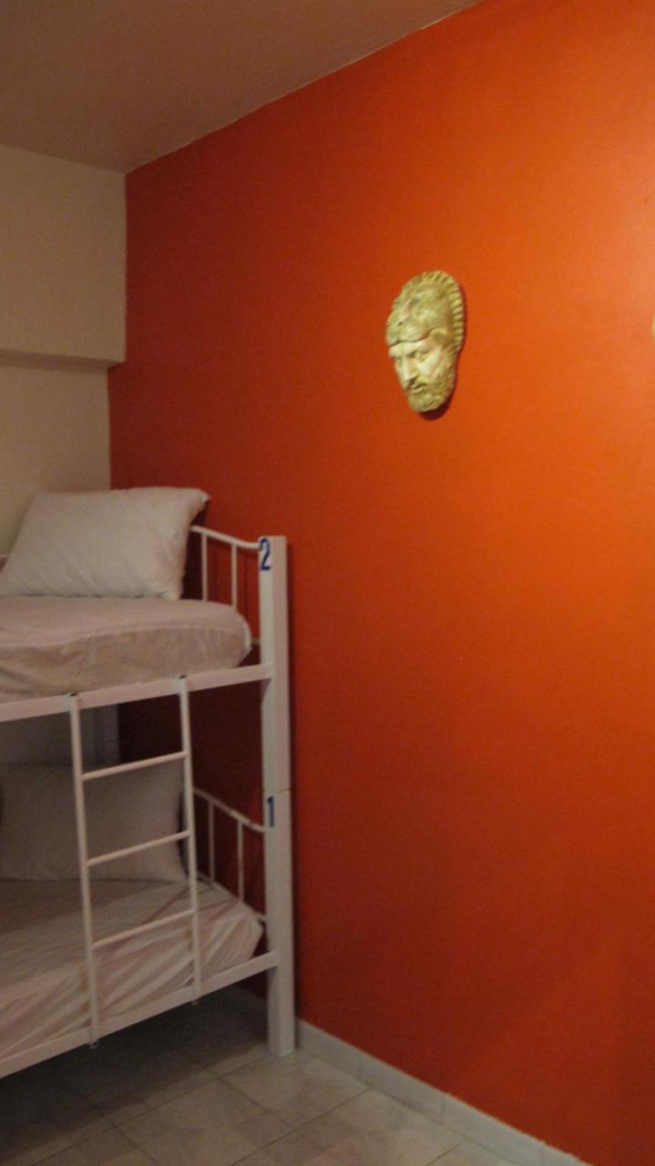 Rhodes Backpackers Boutique Hostel And Apartments Rhodes City Exterior foto
